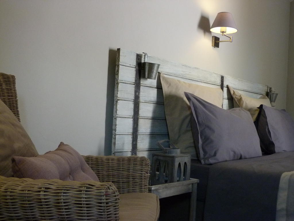 Hotel Les Persiennes Saintes Pokój zdjęcie